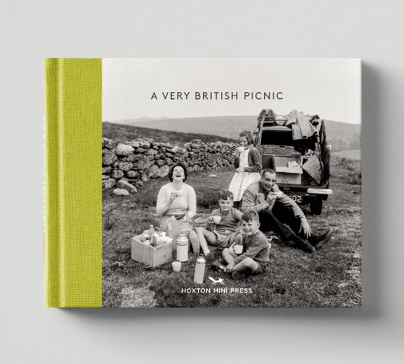 A Very British Picnic (Book 11: Vintage Britain)